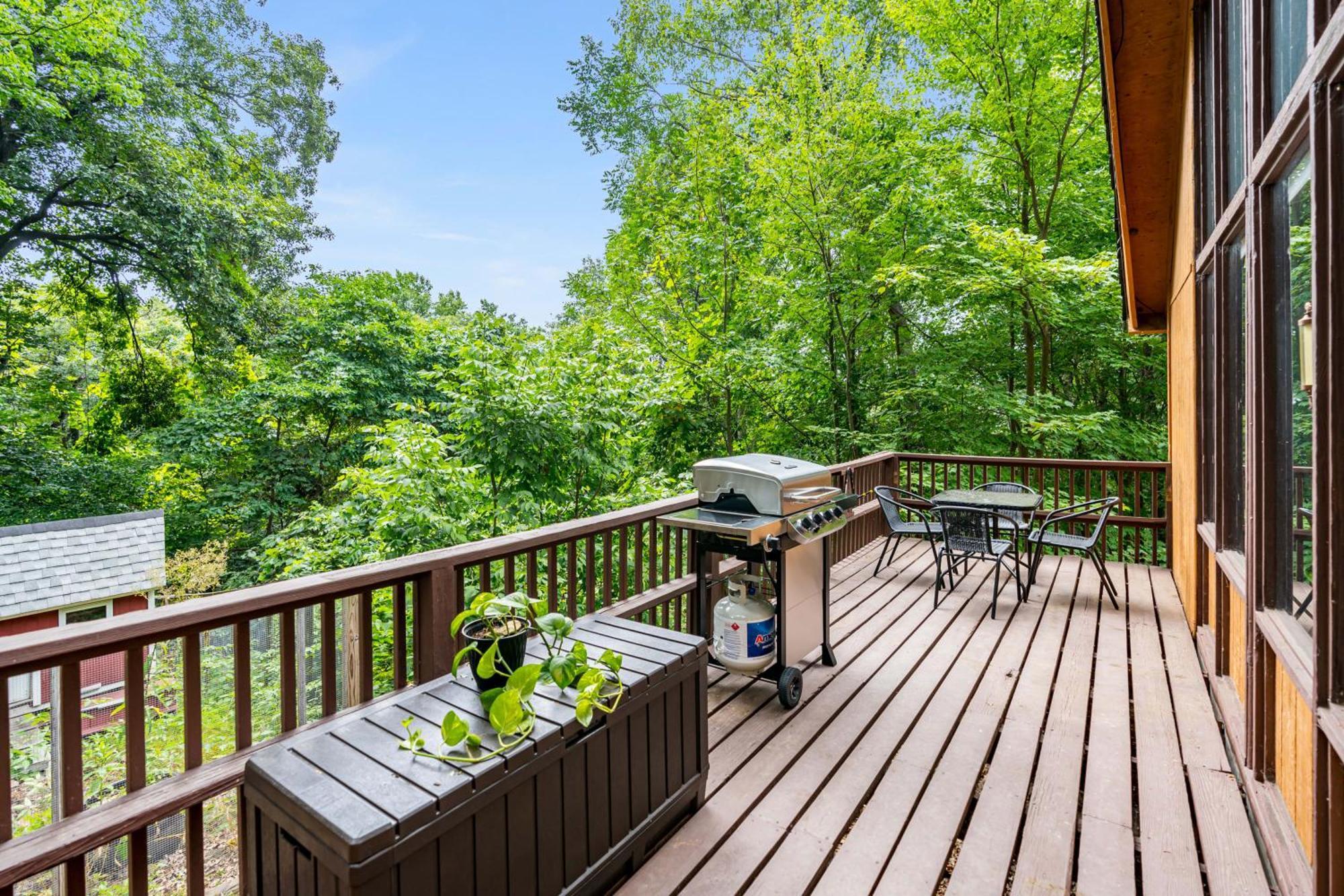 Quaint Loft Cabin W Hot Tub, Firepit, Deck & Grill Геджсвілл Екстер'єр фото